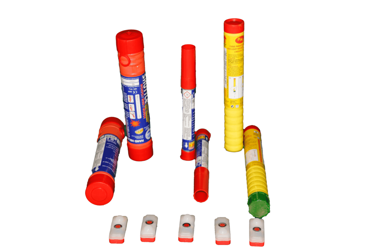 parachute signal rockets